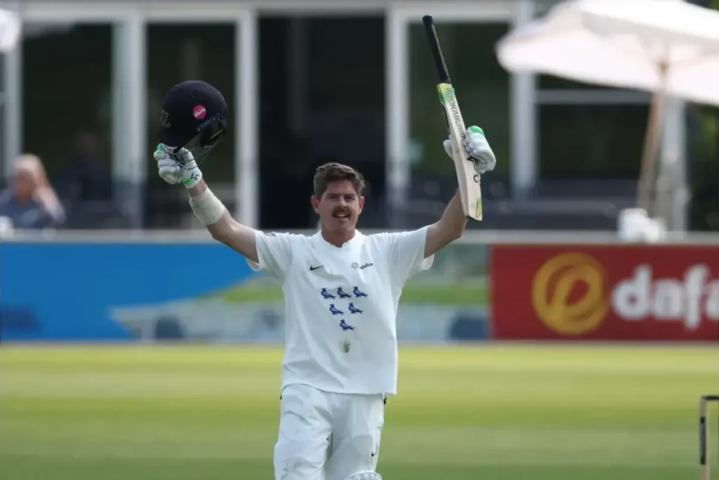 Hughes’ batting masterclass condemns Middlesex to Blast defeat