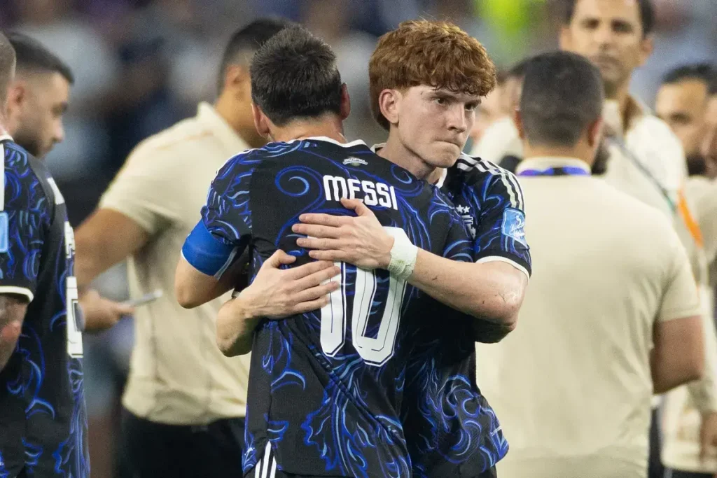 Chelsea sign Argentina’s Barco from Strasbourg