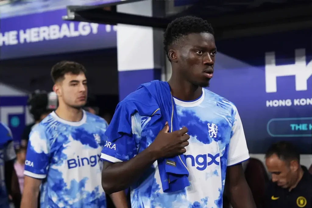 Chelsea defender Sarr joins Real Sociedad on loan