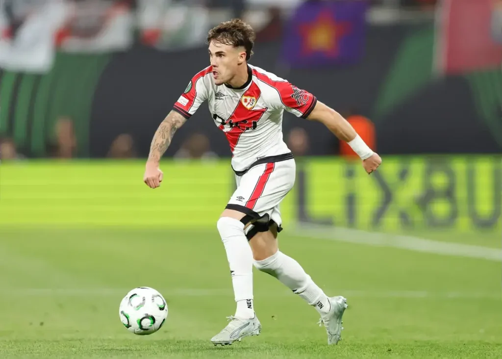 Chelsea looking to seal signing of defender Chavarria
