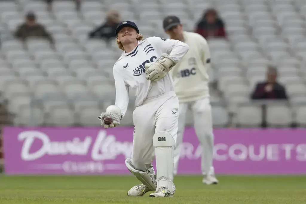 Duke returns to Middlesex on loan
