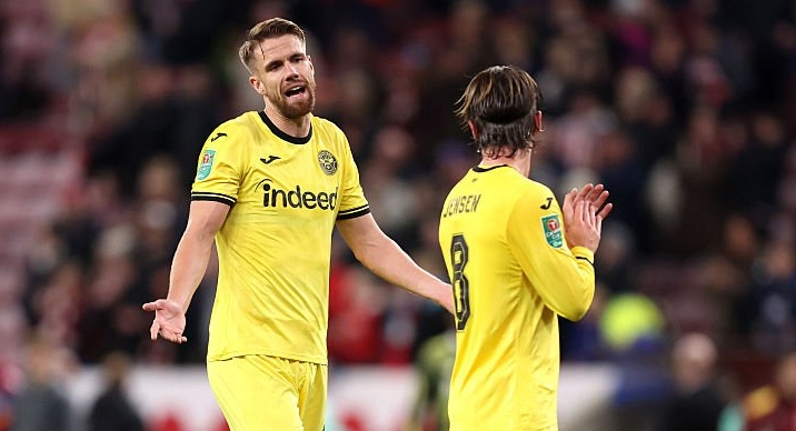 Bees lose at Sunderland in Carabao Cup